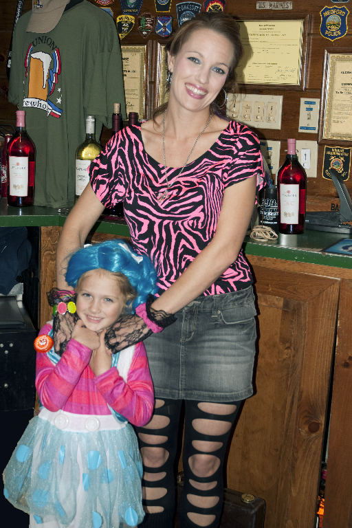 _DSC0122 Hedi and daughter 6x4