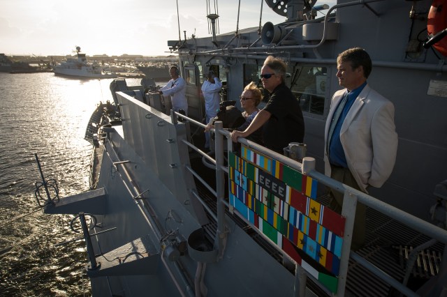 neil-armstrong-remains-burial-at-sea-family-depart