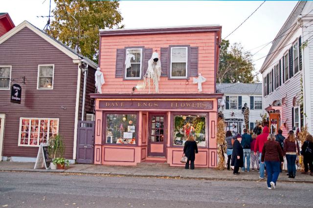 March StormDSC_0014Salem Halloween