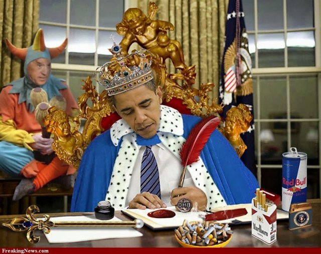 1-The-King-Barack-Obama-And-His-Jester-78130