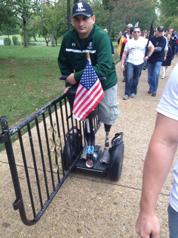 BWd3EphIIAAsyPW_zps072edf2d